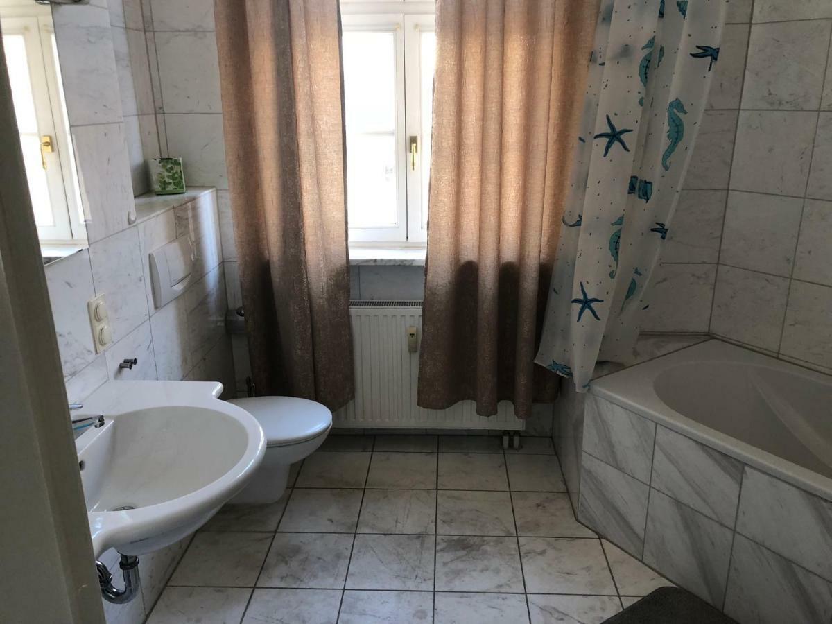 Ferienwohnung Mitten In Висбаден Экстерьер фото
